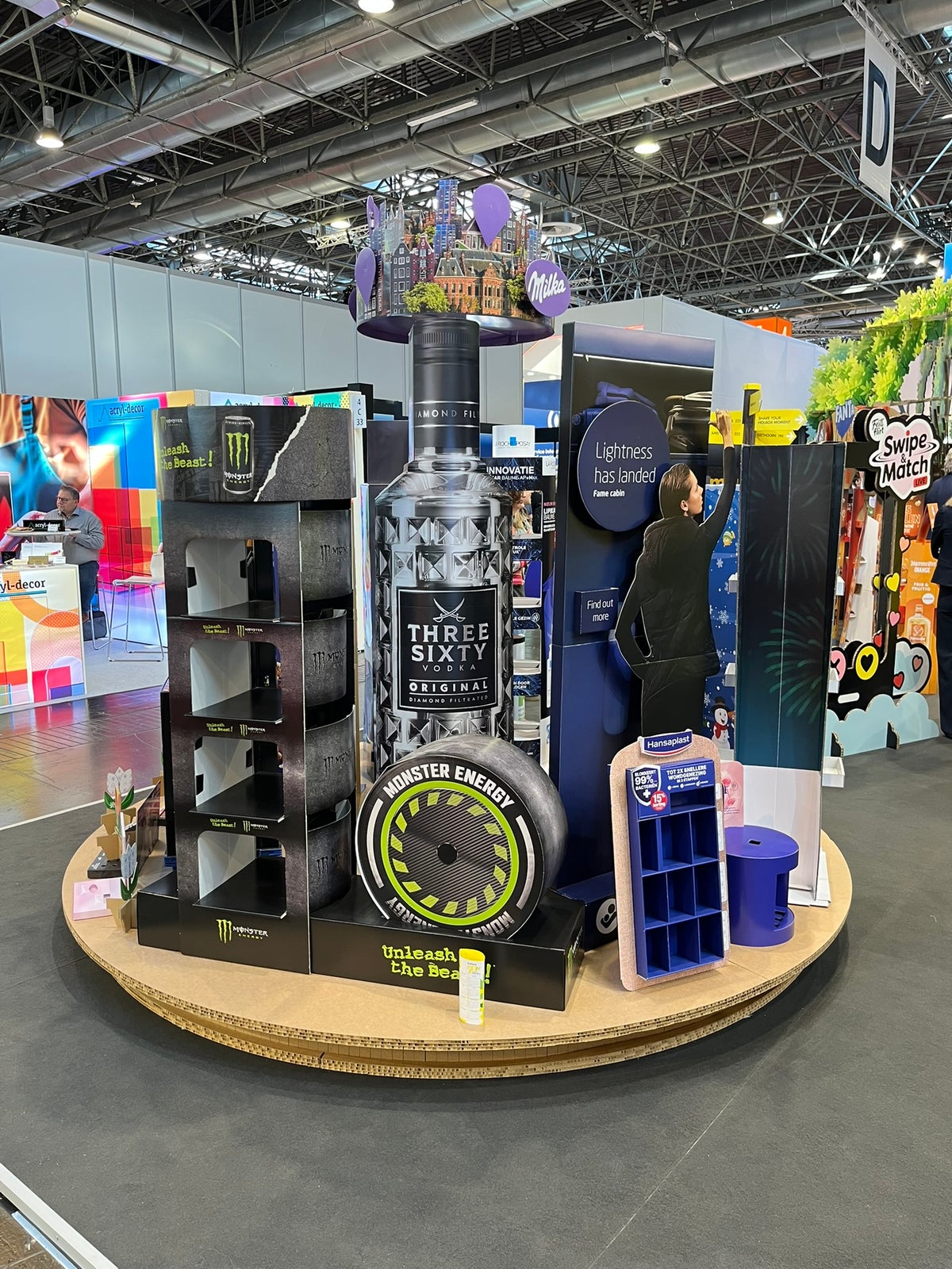 Verschillende klant displays - EuroShop 2026 - Holbox