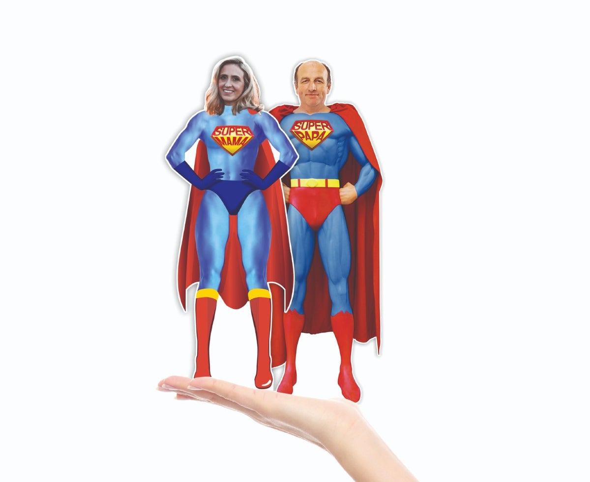 Superhelden Minifigur mit Gesicht aus Foto. Diverse Motive - ob Mama oder Papa, wir haben das passende Motiv! | ✓ VSK-frei | ✓ Schnelle Lieferung